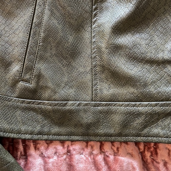 BB Dakota Green Leather Jacket - Picture 4 of 6